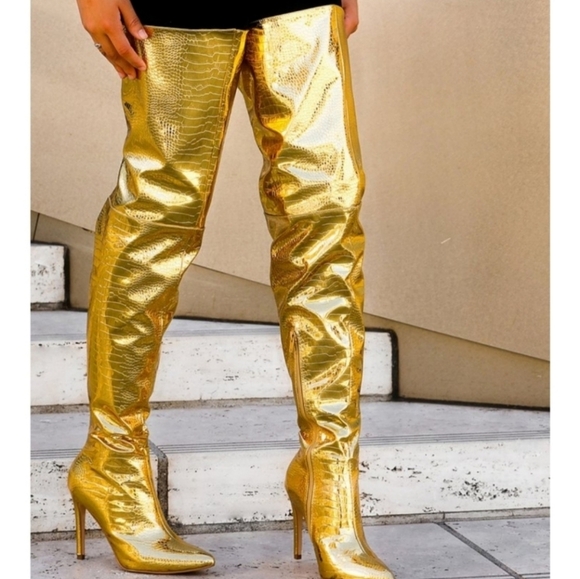 New In Box Gold Drama Queen Over The Knee Boot Sz 7 - Picture 1 of 16